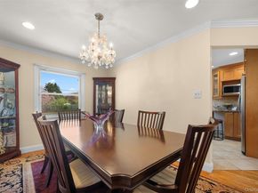 6 Linford Lane, Melville NY 11747