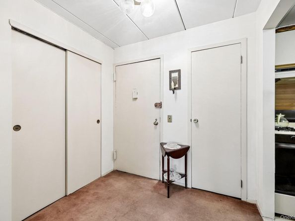 2035 Central Park Avenue 2V, Yonkers NY 10710