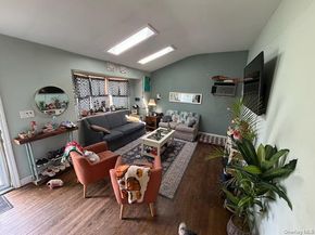 379 W 24th Street, Deer Park NY 11729