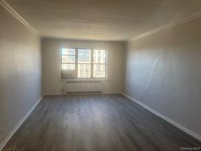 98-76 Queens Boulevard 6H, Rego Park NY 11374