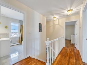 64 Cottage Place, Mineola NY 11501