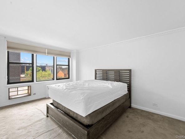3121 Middletown Road 8A, Bronx NY 10461