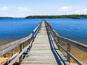 75 West Shore Road 4, Port Washington NY 11050