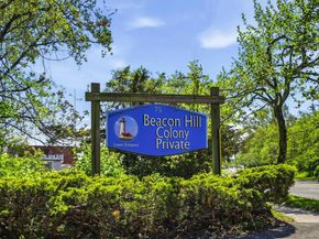 75 West Shore Road 4, Port Washington NY 11050