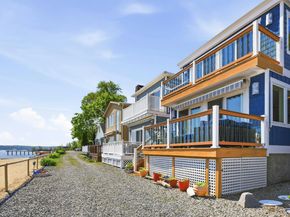 75 West Shore Road 4, Port Washington NY 11050