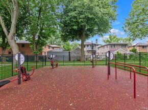 255-14 61st Avenue 3911, Little Neck NY 11362