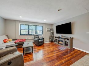 9137 153 Avenue 1, Lindenwood NY 11414