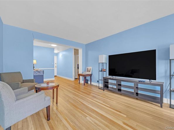 2830 Briggs Avenue 4F, Bronx NY 10458