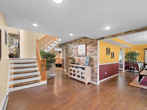 12 Mansfield Lane S, East Northport NY 11731