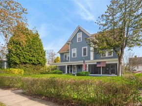 12 Marathon Place, Port Chester NY 10573