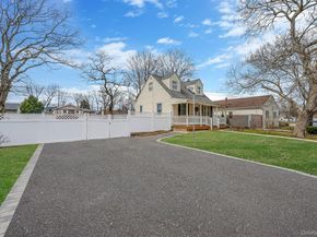 72 Crown Street, Deer Park NY 11729