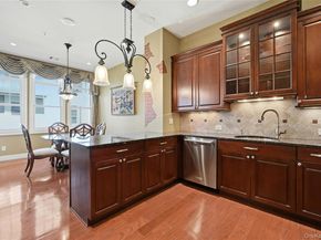 477 Pacing Way, Westbury NY 11590
