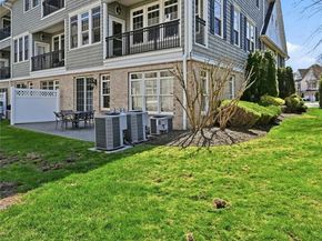 477 Pacing Way, Westbury NY 11590