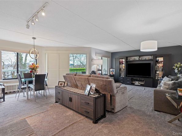 500 High Point Drive 211, Hartsdale NY 10530