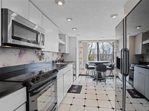 500 High Point Drive 211, Hartsdale NY 10530