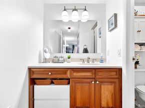 24 Carhart Avenue 211, White Plains NY 10605