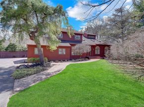 6 Liberty Lane, Miller Place NY 11764