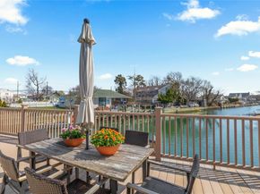 2 E Lido Prom, Lindenhurst NY 11757