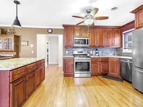 2A Baylis Place, Lynbrook NY 11563