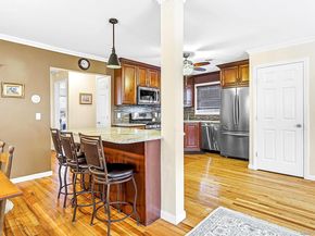 2A Baylis Place, Lynbrook NY 11563