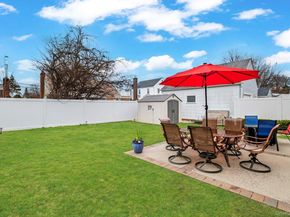 2A Baylis Place, Lynbrook NY 11563