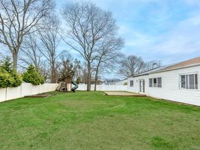 35 Timber Trail Lane, Medford NY 11763