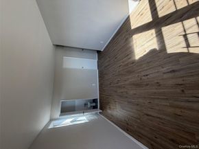709 Waburton Avenue 7F, Yonkers NY 10701