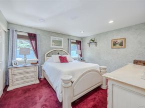 4 Awixa Place, Selden NY 11784