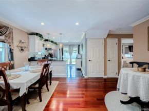 4 Awixa Place, Selden NY 11784
