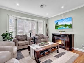 34 Hunter Place, Smithtown NY 11787