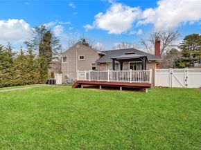 34 Hunter Place, Smithtown NY 11787