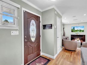 34 Hunter Place, Smithtown NY 11787