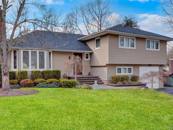 34 Hunter Place, Smithtown NY 11787