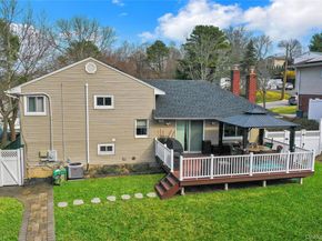 34 Hunter Place, Smithtown NY 11787