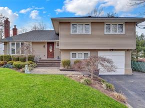 34 Hunter Place, Smithtown NY 11787