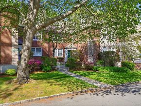 3 Campus Place MR, Scarsdale NY 10583