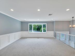 10 Evelyn Drive, Bethpage NY 11714