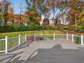 10 Sorgi Court, Plainview NY 11803