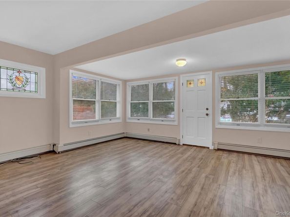 11 Island Road, Sound Beach NY 11789