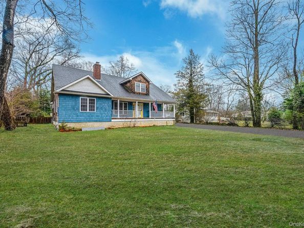273 N Country Road, Miller Place NY 11764