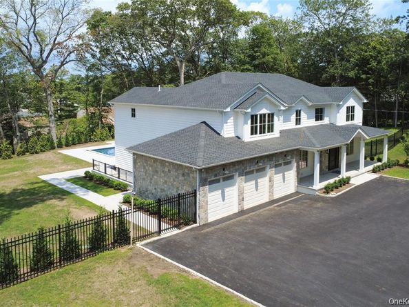 32 Pine Road, Syosset NY 11791
