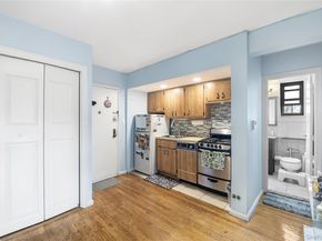 75-15 210th Street 6C, Oakland Gardens NY 11364