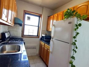 6434 102nd Street 11E, Rego Park NY 11374