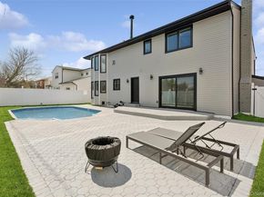 88 Mark Lane, Atlantic Beach NY 11509