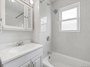 3229 Glennon Place, Bronx NY 10465