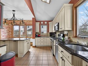 114 Roosevelt Street, Garden City NY 11530