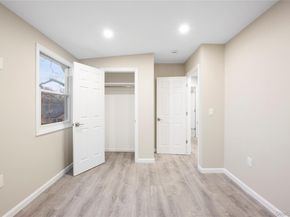 6 Grand Haven Court, Commack NY 11725