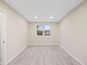 6 Grand Haven Court, Commack NY 11725