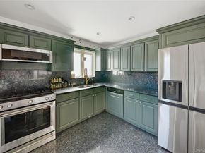 141-16 11th Avenue, Malba NY 11357