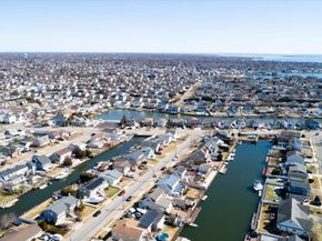 34 Jackson Place, Massapequa NY 11758